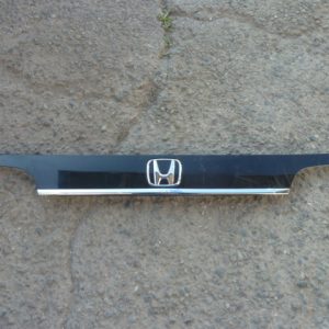 moldura de portalon honda crv 2013 2014 – daños