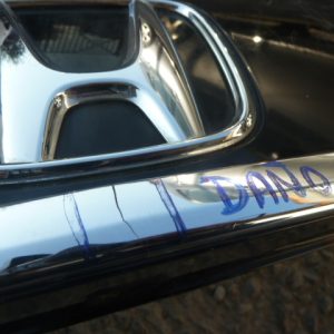 moldura de portalon honda crv 2013 2014 – daños