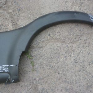 moldura de tapab mahindra scorpio 2011 2018 del copiloto – daños