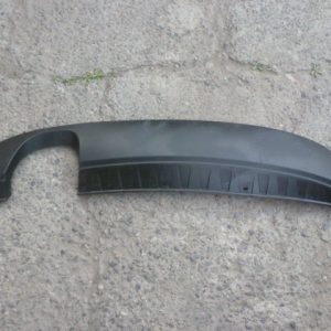 moldura vw beetle 2012 2016 inferior de parach trasero – daños