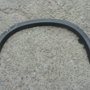 moldura de tapabarro mitsu asx 2016 2019 trasera copiloto – daños