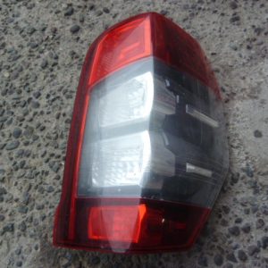 foco mitsubushi l200 2019 2023 halogeno/leds tras copiloto daños