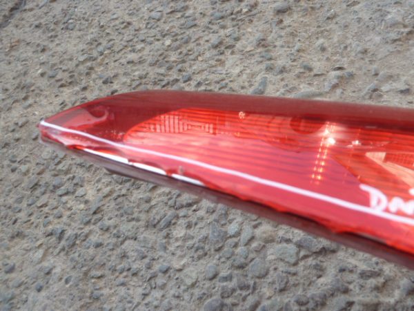 foco toyota rav4 2014 2016 trasero chofer - daños - Imagen 3