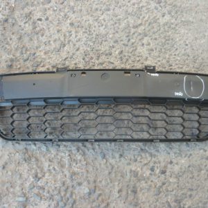 rejilla de parachoque mazda 2 2007 2008 2009 daños