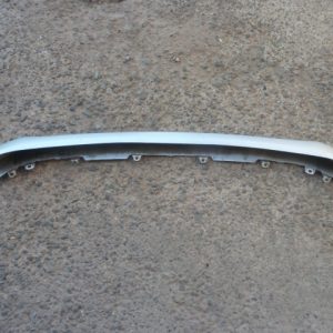 moldura outlander 2016 2018 delantera inferr parach daños