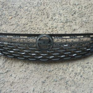 mascara opel astra k 2017 2019 ( sin bisel – dañada )