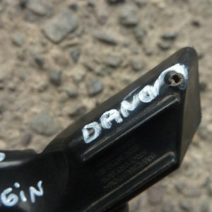 Mensula soporte kia sorento 2011 2014 delantero copiloto daño