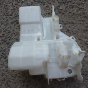 deposito limpiaparabrisa mitsubishi l200 2020 2024 – daño/pierde