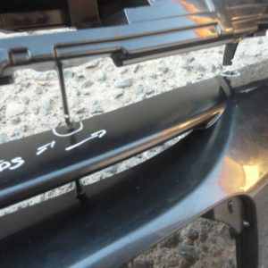 Rejilla moldura de parachoque mazda 3 2.0 2012 2013 daños