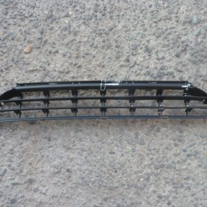 Rejilla de parachoque volvo xc60 2015 2016 – daños