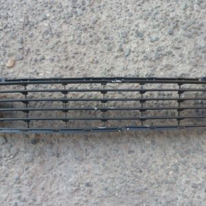 Rejilla de parachoque suzuki dzire 2016 2017 – daños