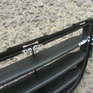 Rejilla de parachoque suzuki swift 2013 2014 daños