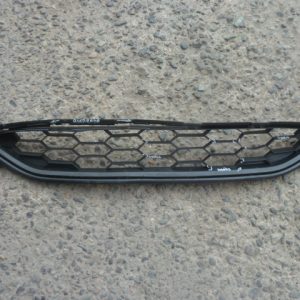 Rejilla de parachoque honda hrv 29016 2017 daños