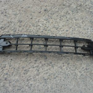 Rejilla de parachoque volvo xc60 r-design 2018 2019 – daños