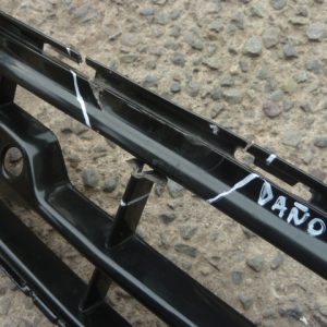 Rejilla de parachoque volvo xc60 r-design 2018 2019 – daños