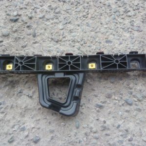 Mensula soporte rio sedan 2019 2020 trasera chofer daños