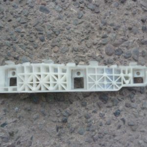 Mensula soporte kia soul 2012 2013 trasera lateral chofer daños