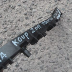 Mensula soporte kia koup 2011 trasera copiloto