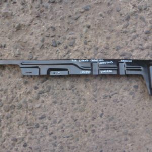 Mensula soporte kia carnival 2007 2013 trasera chofer