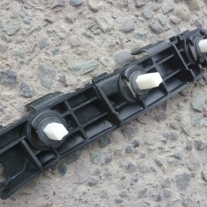 Mensula soporte kia rio 5 hatchback 2012 2016 trasera copiloto