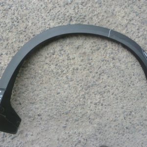 moldura paso rueda cx5 2028 2023 trasera chofer daños