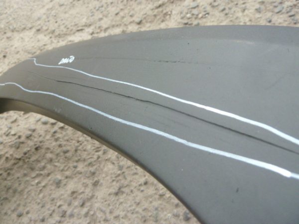 moldura paso rueda ram 700 slt 2021 2024 trasera chofer daños - Imagen 5