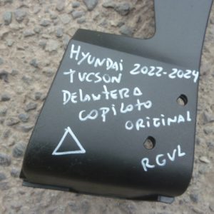 moldura de tapabarro tucson 2022 2023 delant copiloto daños