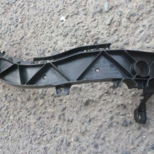 Mensula soporte bmw serie 1 e81 2007 2011 bajo optico copiloto daños