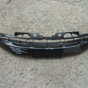 moldura rejilla mazda 3 hatchback sport 2.0 2012 2013 -. daños