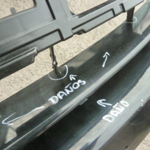 moldura rejilla mazda 3 hatchback sport 2.0 2012 2013 -. daños