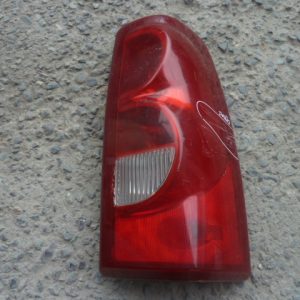 foco chevrolet silverado 2004 2007 trasero copiloto – daños