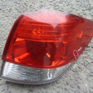 foco legacy stw station wagon 2011 2014 trasero copiloto – daños