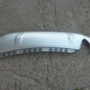 moldura jac js4 2021 2024 inferior parachoque trasero – daños