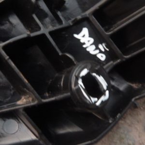 mensula soporte urban cruiser 2010 2014 delant chofer dañado