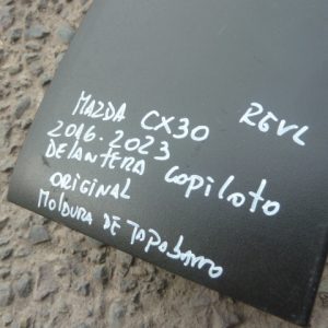 moldura mazda cx30 2016 2023 delantera copiloto – daños