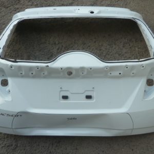 portalon hytundai tucson 2022 2023 – abollado dañado