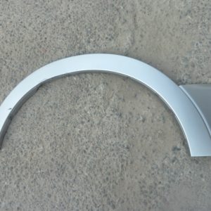 moldura mitsubishi montero 2008 2018 delantera chofer -.daños