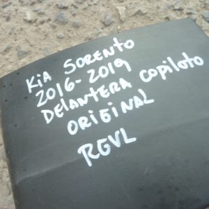moldura kia sorento 2016 2018 2019 delantera copiloto