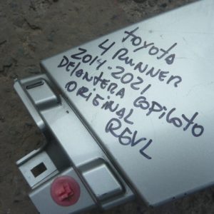 moldura toyota 4runner 2014 2021 delantera copiloto daños