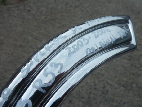 moldura bisel cromado de mascara mini cooper s r53 2003 2006 - Imagen 3