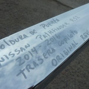 moldura cromada pathfinder r52 2014 2016 puerta trasera copiloto