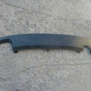 moldura inferior de parachoque volkswagen bora 2015 2017 trasero