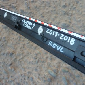 moldura ssangyong actyon 2013 2018 de puerta trasera copiloto