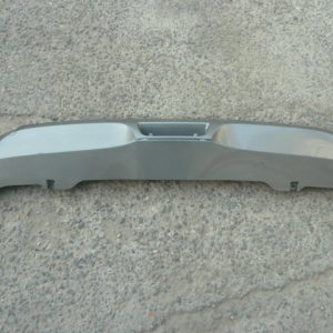 moldura vitara 2020 2023 inferior de parachoque trasero – daños