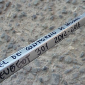 moldura peugeot 301 2012 2016 set de molduras de mascara