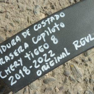 moldura chery tiggo 8 2018 2022 costado trasera copiloto – daños