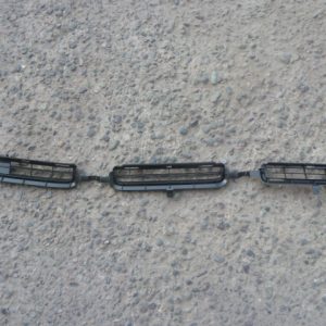 Rejilla toyota rav4 2010 2012 inferior de parachoque (foto referencial)