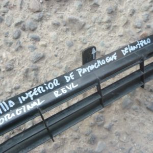 Rejilla toyota rav4 2010 2012 inferior de parachoque (foto referencial)