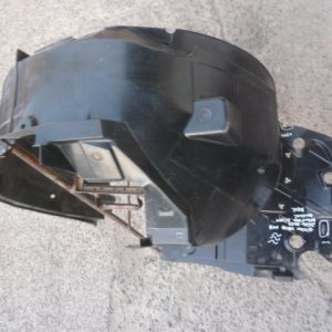 Guardafango versa n18 2020 2023 delantero chofer – daños