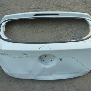 portalon accent hatchback 2012 2018 – abollado daños